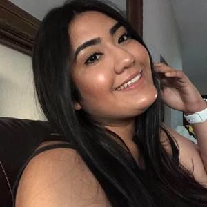 Meet your Posher, Alejandra